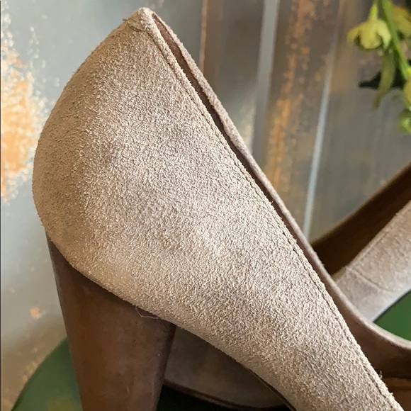 Cole Haan Grey Suede Wood Heels๐บ - Picture 10 of 12